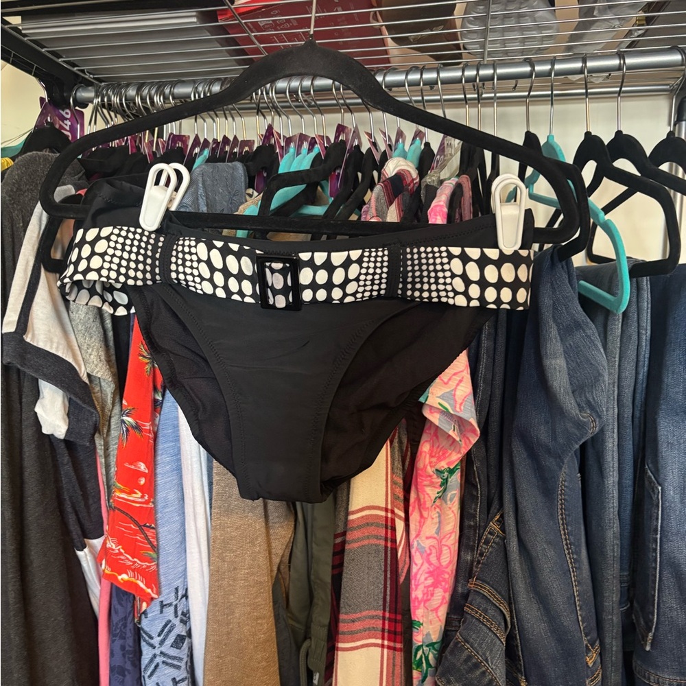 Peach Couture Black and White Bikini Swimwear